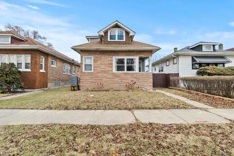 1227 S 19th Avenue, Maywood, IL 60153