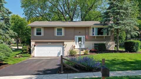 602 S Vista Drive, Algonquin, IL 60102