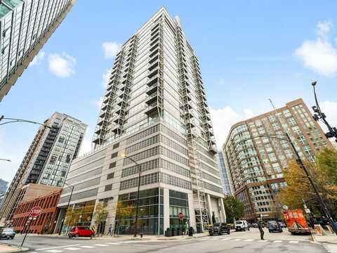 653 N Kingsbury Street, Chicago, IL 60654