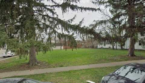 930 W New York Street, Aurora, IL 60506