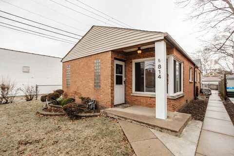 814 Hannah Avenue, Forest Park, IL 60130