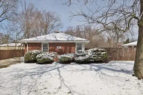 750 E Maple Street, Lombard, IL 60148