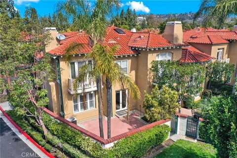 2497 Aquasanta, Tustin, CA 92782