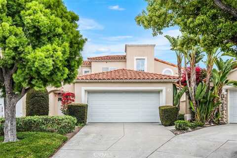 5 Avenida Daroca, Coto de Caza, CA 92679