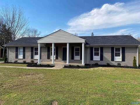 1422 Puckett Avenue SW, Decatur, AL 35601