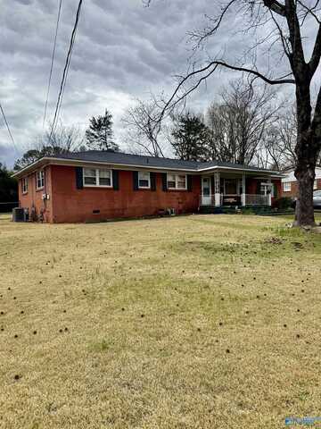 2507 Rochell Drive NW, Huntsville, AL 35810