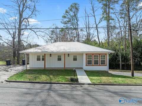 1306 SE 7th Street, Cullman, AL 35055
