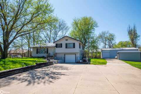 2609 Ridge Road, Marshalltown, IA 50158