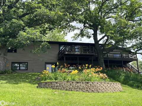 102 Sunrise Lane, Montezuma, IA 50171