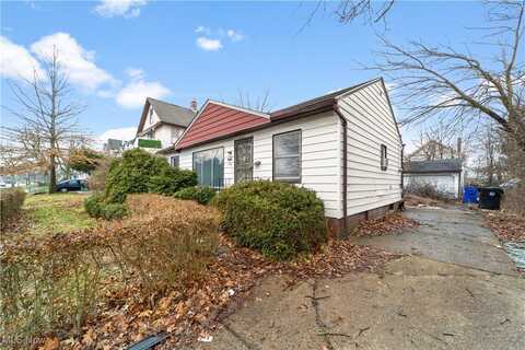 1386 E 185th Street, Cleveland, OH 44110