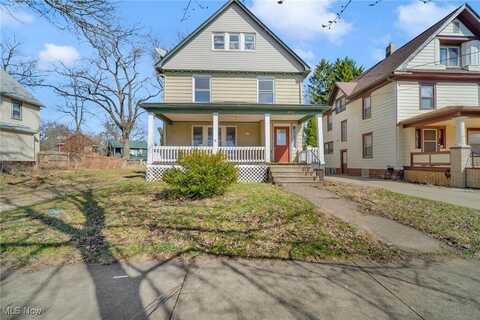 243 S Balch Street, Akron, OH 44302