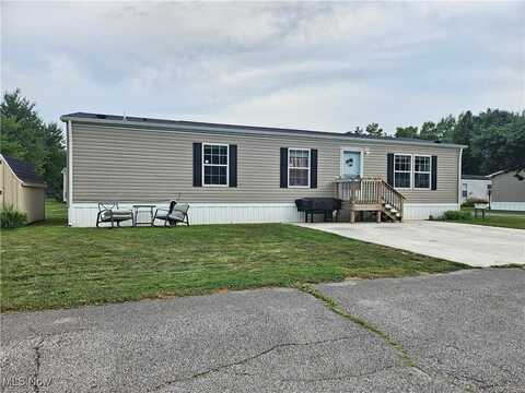 144 W Monroe Circle, Jefferson, OH 44047