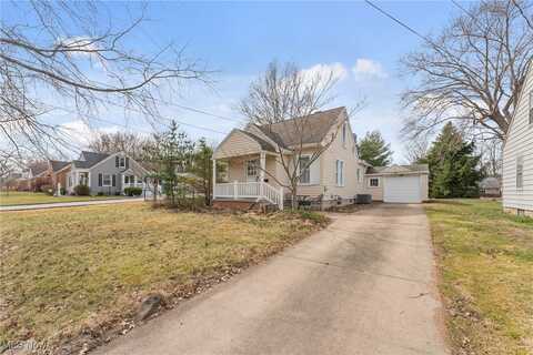 2355 Watson Avenue, Alliance, OH 44601