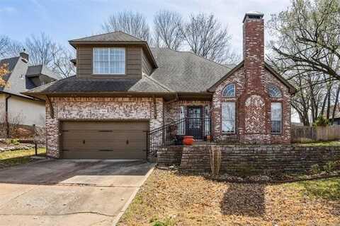 5940 E 76th Court, Tulsa, OK 74136