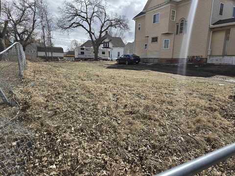 1606 NEBRASKA ST., Sioux City, IA 51105