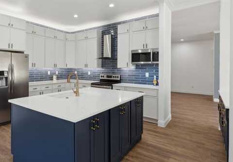 9913 Hanford Drive, Denton, TX 76207