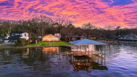 85 Still Harbor Circle, Tool, TX 75143