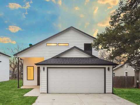 107 W Duke Street, Howe, TX 75459