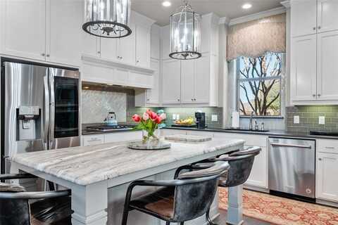 1202 Williamsburg Road, Mansfield, TX 76063