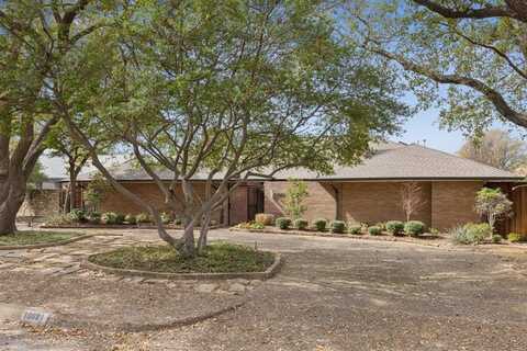 10661 Pagewood Drive, Dallas, TX 75230