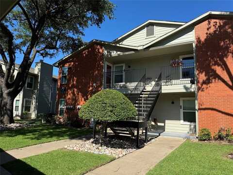 6900 Skillman Street, Dallas, TX 75231