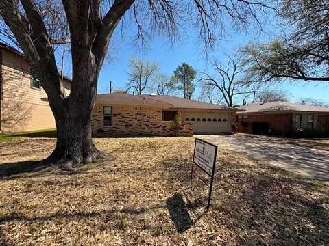 1204 Shufford Street, Irving, TX 75060