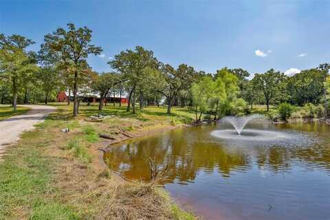 1380 Rich Road, Whitesboro, TX 76273