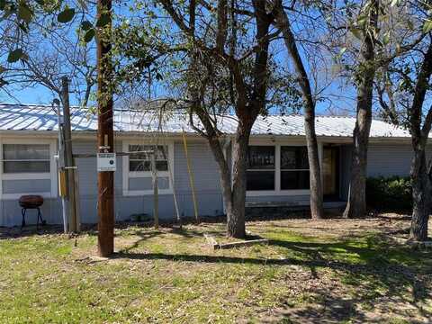 193 Lake Creek Drive, Mabank, TX 75156