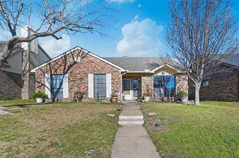 824 Bailey Drive, Cedar Hill, TX 75104