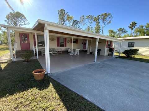 9829 Spyglass Ct, North Fort Myers, FL 33903