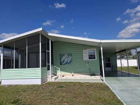 41231 Whitmer Dr, Zephyrhills, FL 33540
