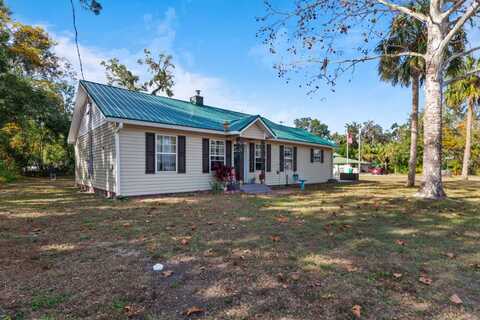 214 NE 2nd St, Chiefland, FL 32626