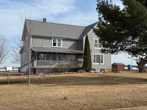 N9926 Sprenger Rd, Marion, WI 54950