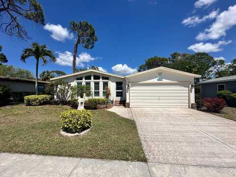 547 CATALINA DR, North Fort Myers, FL 33903