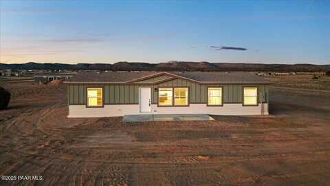 2220 W Monte Vista, Paulden, AZ 86334