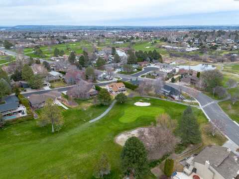 241 Pinetree Lane, Richland, WA 99352