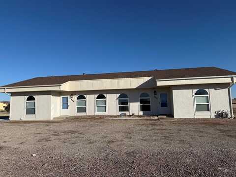 846-848 Bellflower Dr, Pueblo West, CO 81007