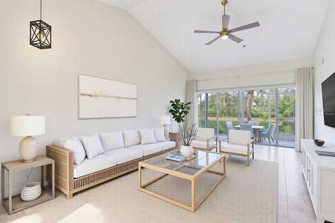 6303 GREEN OAK CIRCLE, BRADENTON, FL 34203