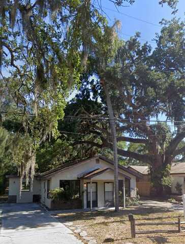 6905 HUDSON AVENUE, HUDSON, FL 34667