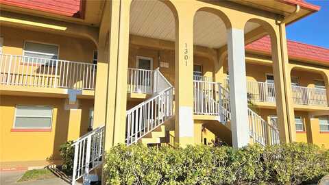 1301 S HERCULES AVE, CLEARWATER, FL 33764