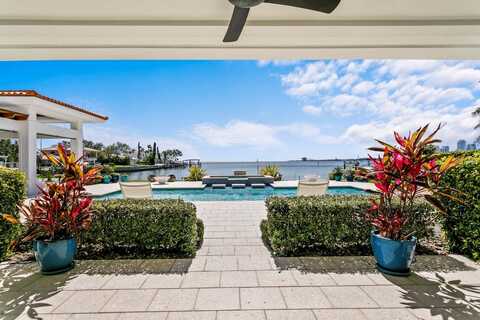 611 BRIGHTWATERS BOULEVARD NE, Saint Petersburg, FL 33704