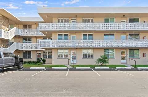 4915 BAY STREET NE, Saint Petersburg, FL 33703