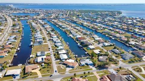 104 LELAND STREET SE, PORT CHARLOTTE, FL 33952