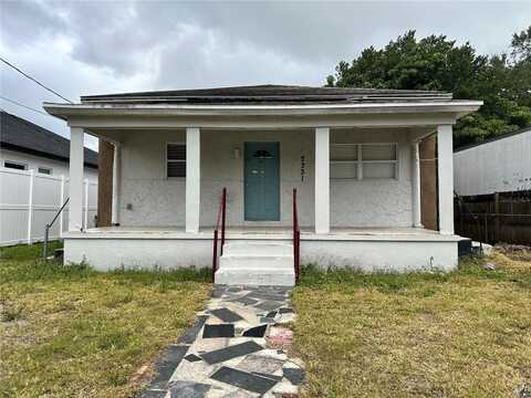 2331 W SAINT JOHN STREET, TAMPA, FL 33607