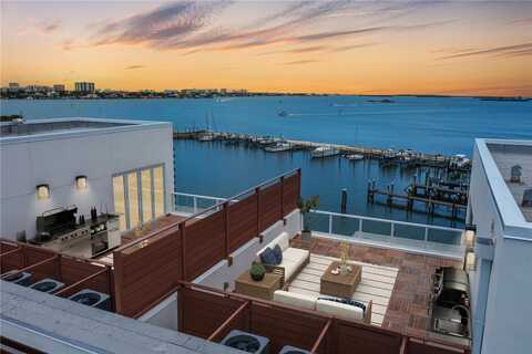 872 N OSCEOLA AVENUE, CLEARWATER, FL 33755
