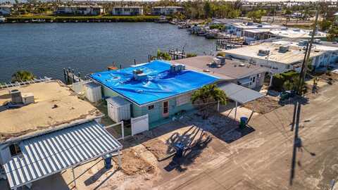 23 SEASIDE COURT, HOLMES BEACH, FL 34217