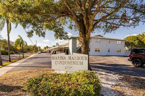 3717 46TH AVENUE S, Saint Petersburg, FL 33711