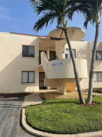5724 LA PUERTA DEL SOL BOULEVARD S, Saint Petersburg, FL 33715