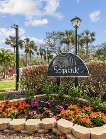 7520 SUNSHINE SKYWAY LANE S, Saint Petersburg, FL 33711