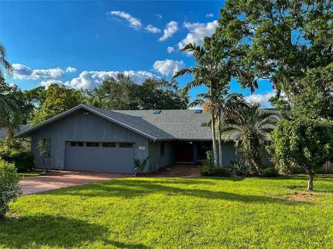 952 N HERON CIRCLE, WINTER HAVEN, FL 33884